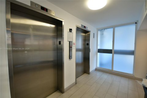 Condo in Aventura, Florida, 2 bedrooms  № 1461163 - photo 7