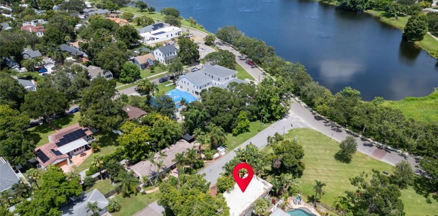 Villa ou maison à Saint Petersburg, Floride 2 chambres, 124.86 m2 № 1918891