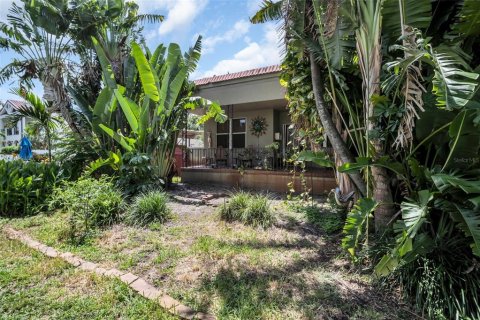 Villa ou maison à vendre à Saint Petersburg, Floride: 2 chambres, 124.86 m2 № 1918891 - photo 2