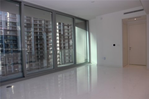 Condo in Miami, Florida, 1 bedroom  № 2052931 - photo 8