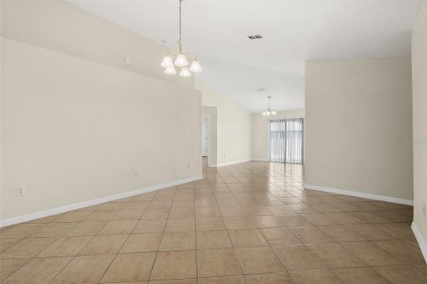Apartamento en alquiler en Palm Coast, Florida, 3 dormitorios, 121.79 m2 № 1915235 - foto 5