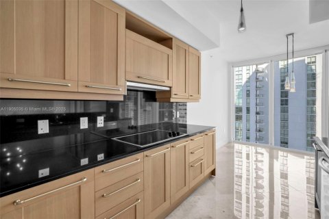 Condo in Fort Lauderdale, Florida, 2 bedrooms  № 1956096 - photo 12