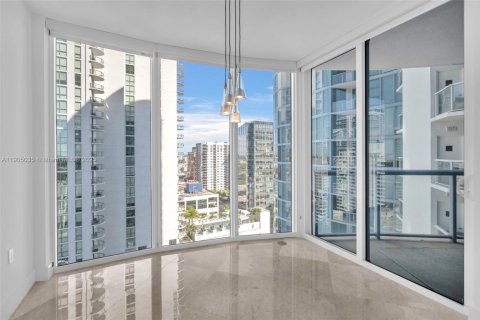 Condo in Fort Lauderdale, Florida, 2 bedrooms  № 1956096 - photo 15