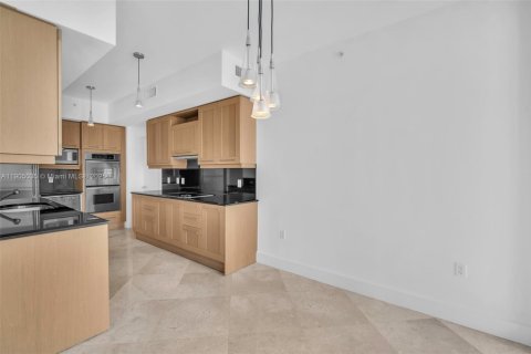 Condo in Fort Lauderdale, Florida, 2 bedrooms  № 1956096 - photo 9