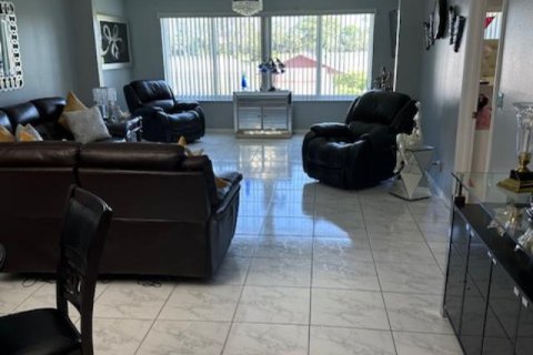 Copropriété à vendre à Lake Worth, Floride: 2 chambres, 130.06 m2 № 2146480 - photo 8