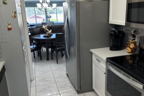 Copropriété à vendre à Lake Worth, Floride: 2 chambres, 130.06 m2 № 2146480 - photo 4