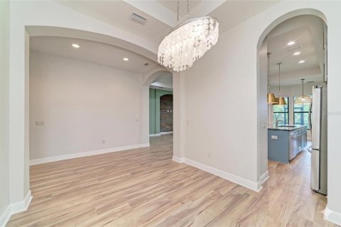 House in Bradenton, Florida 3 bedrooms, 188.13 sq.m. № 2103134 - photo 10