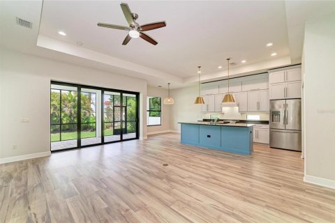 House in Bradenton, Florida 3 bedrooms, 188.13 sq.m. № 2103134 - photo 16