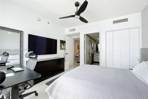 Condominio en alquiler en Miami, Florida, 2 dormitorios, 108.51 m2 № 2005681 - foto 22