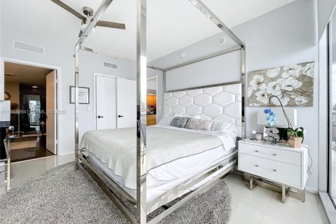 Condominio en alquiler en Miami, Florida, 2 dormitorios, 108.51 m2 № 2005681 - foto 12