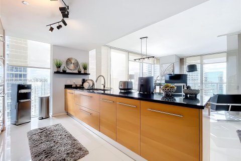 Снять в аренду кондоминиум в Майами, Флорида 2 спальни, 108.51м2, № 2005681 - фото 6