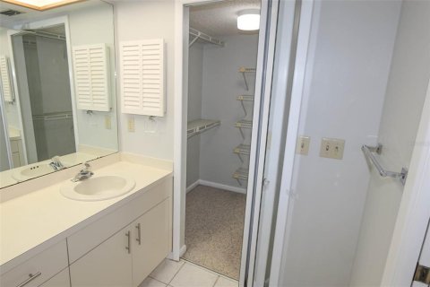 Copropriété à louer à Clearwater, Floride: 2 chambres, 113.81 m2 № 2229684 - photo 21