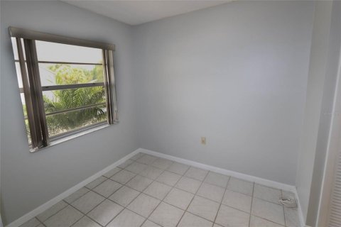 Copropriété à louer à Clearwater, Floride: 2 chambres, 113.81 m2 № 2229684 - photo 6