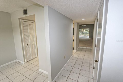 Copropriété à louer à Clearwater, Floride: 2 chambres, 113.81 m2 № 2229684 - photo 5