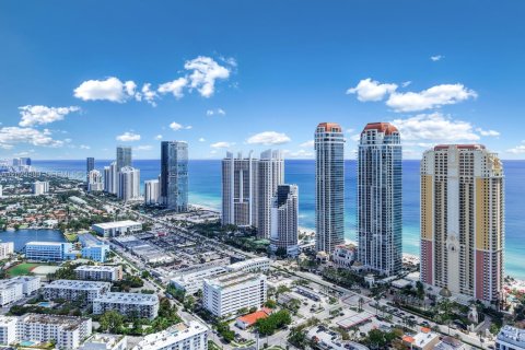 Copropriété à vendre à Sunny Isles Beach, Floride: 4 chambres, 373.56 m2 № 2265178 - photo 9