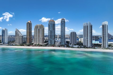 Condo à Sunny Isles Beach, Floride, 4 chambres  № 2265178