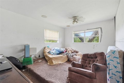 House in Brandon, Florida 2 bedrooms, 129.32 sq.m. № 2315312 - photo 29