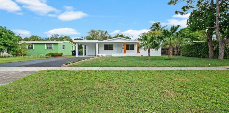 Casa en Fort Lauderdale, Florida 4 dormitorios, 154.22 m2 № 1954658