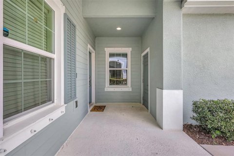 House in Fish Hawk, Florida 2 bedrooms, 141.68 sq.m. № 1663064 - photo 5