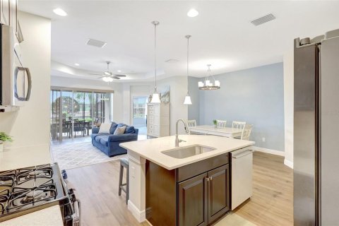 House in Fish Hawk, Florida 2 bedrooms, 141.68 sq.m. № 1663064 - photo 18