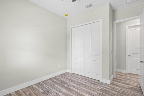 Villa ou maison à vendre à New Port Richey, Floride: 4 chambres, 198.07 m2 № 2389333 - photo 27