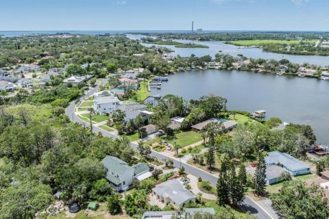 House in Tarpon Springs, Florida 3 bedrooms, 93.65 sq.m. № 1808724 - photo 13
