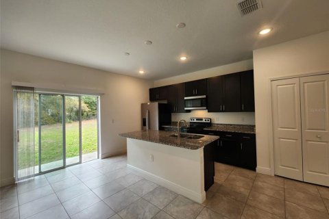 Casa en alquiler en Ocala, Florida, 4 dormitorios, 146.6 m2 № 1822455 - foto 3