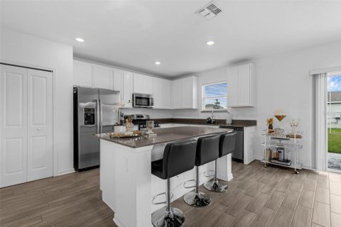 Casa en venta en Leesburg, Florida, 4 dormitorios, 244.8 m2 № 1909864 - foto 12
