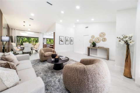 Villa ou maison à vendre à Coral Springs, Floride: 4 chambres № 1954025 - photo 12