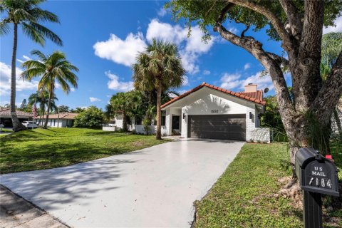 Villa ou maison à vendre à Coral Springs, Floride: 4 chambres № 1954025 - photo 8