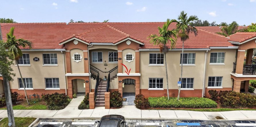 Condo à West Palm Beach, Floride, 2 chambres № 2153710