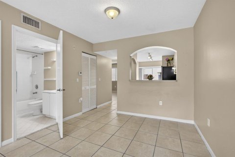 Copropriété à vendre à West Palm Beach, Floride: 2 chambres, 82.03 m2 № 2153710 - photo 19