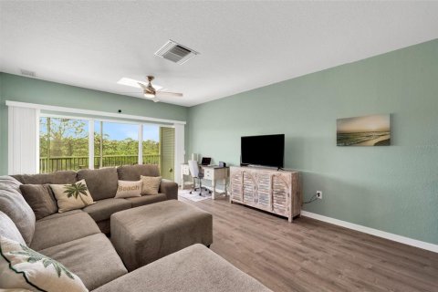 Townhouse in Rotonda, Florida 2 bedrooms, 106 sq.m. № 1427067 - photo 9