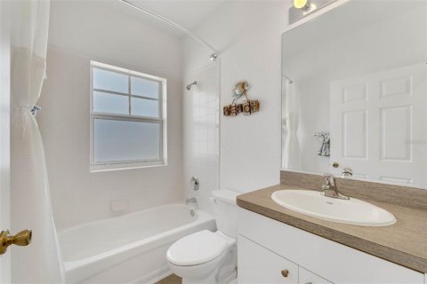 Townhouse in Rotonda, Florida 2 bedrooms, 106 sq.m. № 1427067 - photo 22