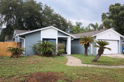 House in Tampa, Florida 3 bedrooms, 141.03 sq.m. № 1785994 - photo 7