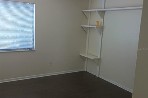 House in Tampa, Florida 3 bedrooms, 141.03 sq.m. № 1785994 - photo 12