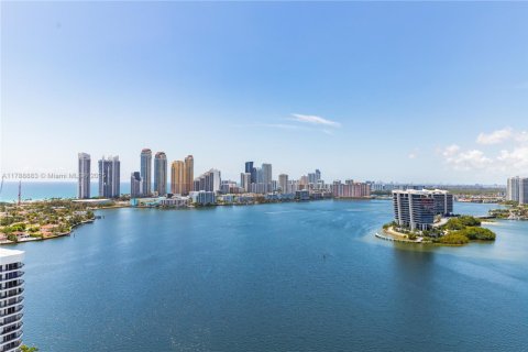 Купить кондоминиум в Авентура, Флорида 2 спальни, 134.43м2, № 2016248 - фото 2