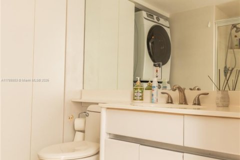 Купить кондоминиум в Авентура, Флорида 2 спальни, 134.43м2, № 2016248 - фото 23