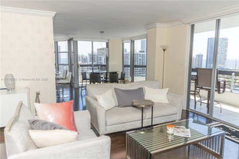 Купить кондоминиум в Авентура, Флорида 2 спальни, 134.43м2, № 2016248 - фото 7