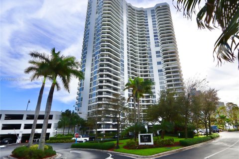 Купить кондоминиум в Авентура, Флорида 2 спальни, 134.43м2, № 2016248 - фото 26