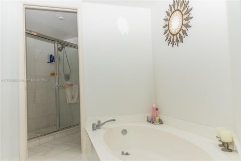 Купить кондоминиум в Авентура, Флорида 2 спальни, 134.43м2, № 2016248 - фото 18