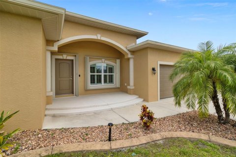 Villa ou maison à vendre à North Port, Floride: 3 chambres, 162.11 m2 № 1808896 - photo 3