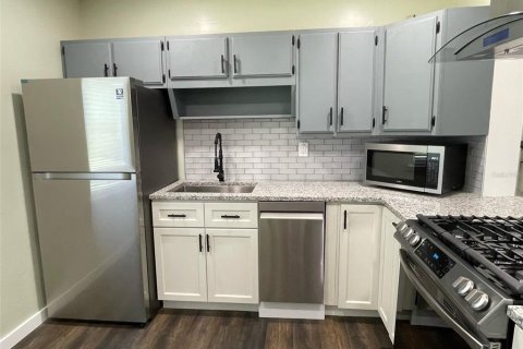 House in Ocala, Florida 2 bedrooms, 115.57 sq.m. № 1906394 - photo 5