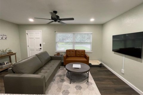 House in Ocala, Florida 2 bedrooms, 115.57 sq.m. № 1906394 - photo 12