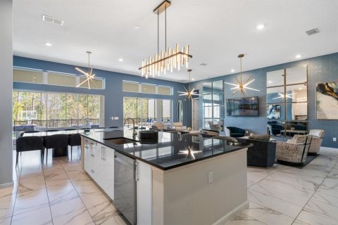 Casa en venta en Davenport, Florida, 12 dormitorios, 607.77 m2 № 2096388 - foto 10