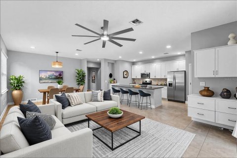 Casa en venta en Davenport, Florida, 4 dormitorios, 179.95 m2 № 1736254 - foto 4