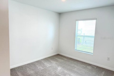 House in Dade City, Florida 4 bedrooms, 169.45 sq.m. № 2277443 - photo 16
