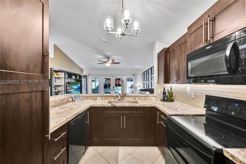 House in Homestead, Florida 4 bedrooms, 147.34 sq.m. № 2006138 - photo 10