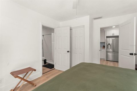 House in Orlando, Florida 3 bedrooms, 122.26 sq.m. № 1734623 - photo 19