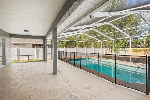 Casa en venta en Lakeland, Florida, 4 dormitorios, 215.16 m2 № 2096653 - foto 27